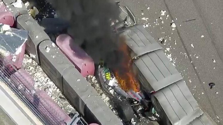 Новость Сочи: Авария на «Формуле-2» в Сочи завершила гонку видео
