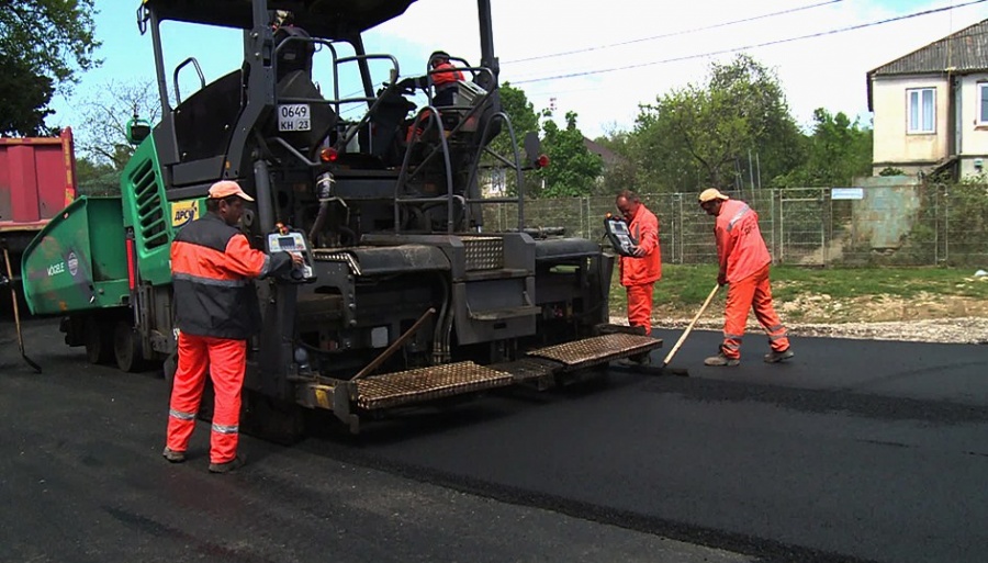 Новость Сочи: Сочи выделили 460 миллионов рублей на ремонт дорог