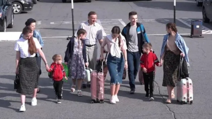 Новость Сочи: Многодетная семья по приглашению президента Владимира Путина вылетела в Сочи