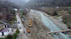 Новость Сочи: В Лазаревском районе Сочи приступили к строительству нового моста через Реку Чимит в районе поселка Зубова Щель
