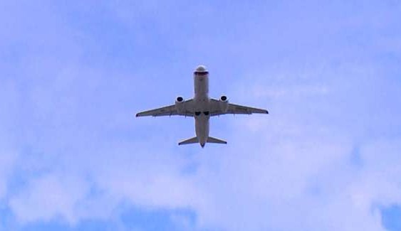 Новость Сочи: Дебош в самолете устроил пассажир из Сочи