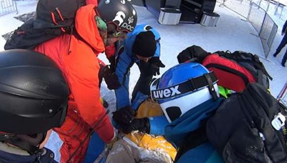 Новость Сочи: В горах Сочи сноубордист пробил ребром легкое 03.02.2020