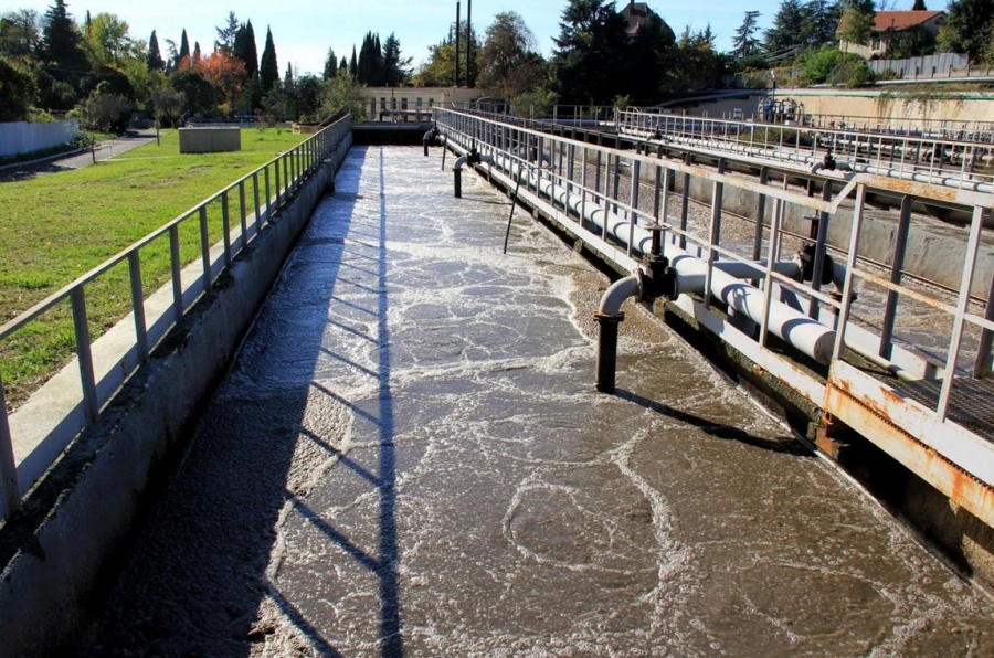 Новость Сочи: Тарифы на водоотведение снижены в Сочи на 2020 год
