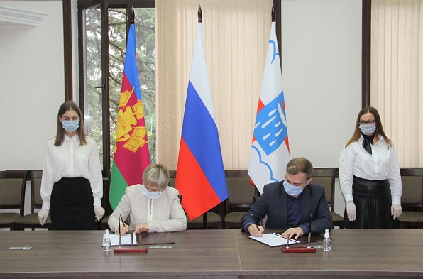 Новость Сочи: Соглашение о сотрудничестве подписали избирком Сочи и управление молодежной политики 