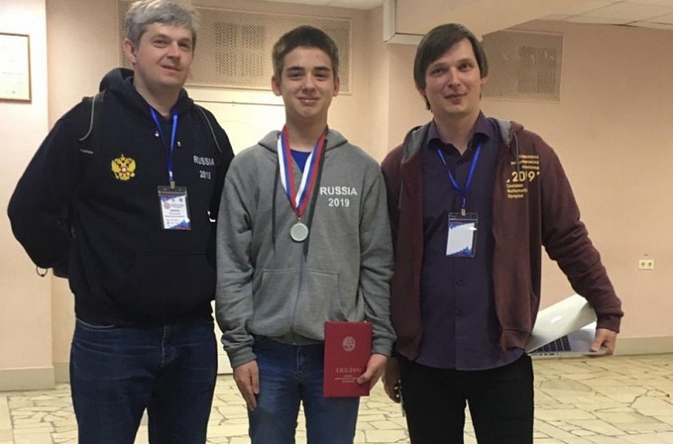 Новость Сочи: Сочинский школьник стал победителем международной математической олимпиады Romanian Master of Mathematics 