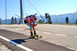 Роллерный этап международных соревнований по биатлону в горах Сочи 2023