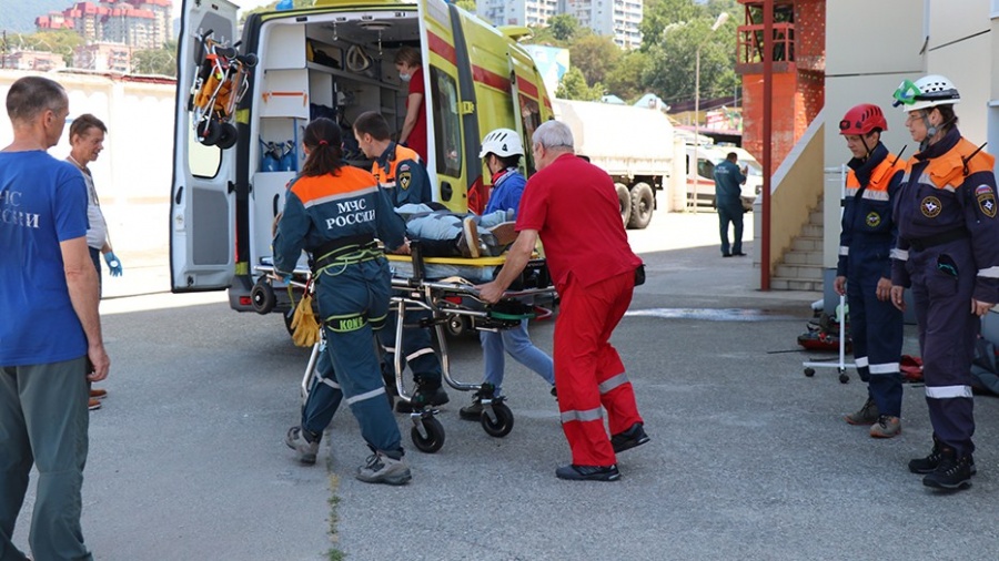 Новость Сочи: Второго потерявшегося подростка с травмой эвакуировали из района горы Сахарная
