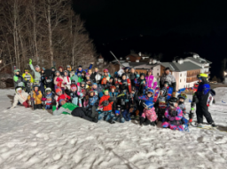 Новость Сочи: В горах Сочи состоялись семейные соревнования по Cноуборду на олимпийской дистанции